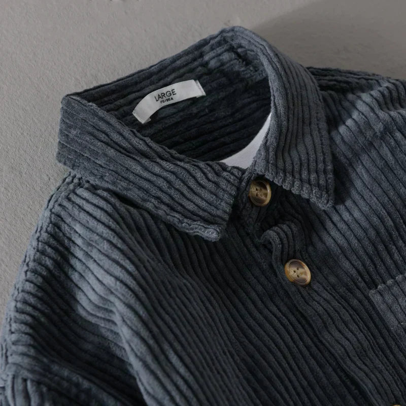 Versatile men's long sleeve corduroy shirt in a relaxed fit for everyday style.