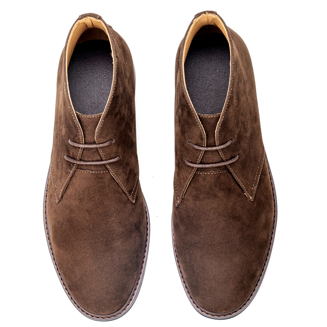 Rugged and durable men's boots designed for all-day comfort.