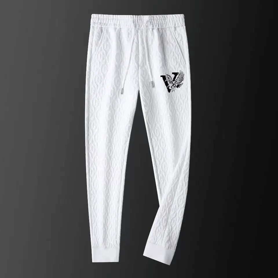 Premium men's cable-knit tracksuit set with a full-zip jacket and soft pants. Great for loungewear or sportswear.