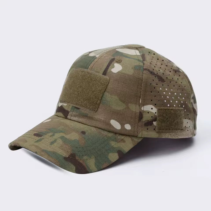 Men's camouflage baseball cap for everyday wear. Rugged style, perfect for outdoor activities or casual fashion.