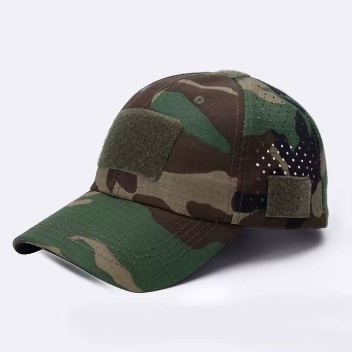 Classic men's camouflage baseball cap. Versatile everyday hat, suitable for casual fashion & outdoor activities.