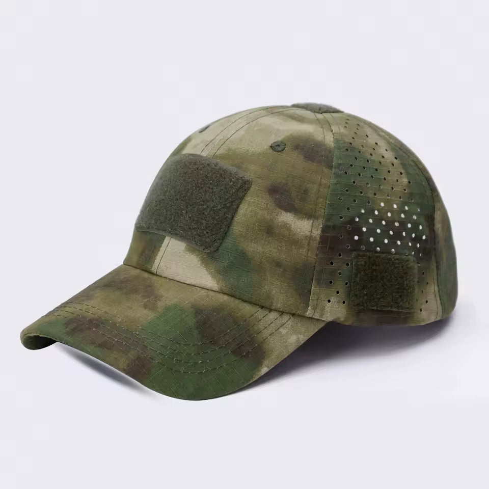 Close-up of a men's camouflage baseball cap. Rugged fabric texture, perfect for outdoor and everyday casual wear.