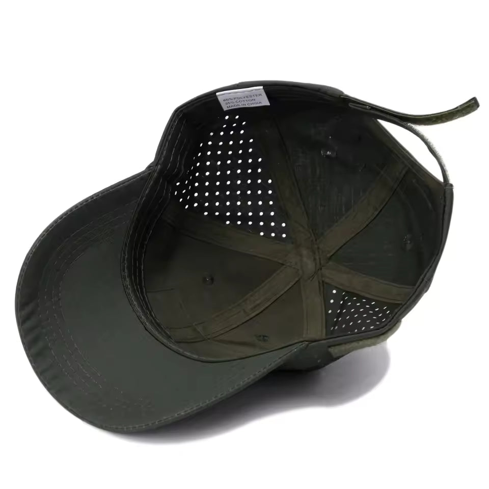 Stylish men's camouflage baseball cap, designed for everyday comfort, outdoor adventures, and casual fashion.