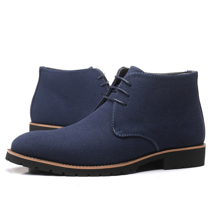 Stylish men's ankle boots, perfect for casual everyday wear. Comfortable men's footwear, versatile for any outfit.
