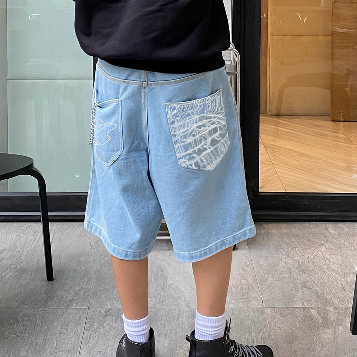 Men's casual bermuda shorts, detailed with delicate floral embroidery
