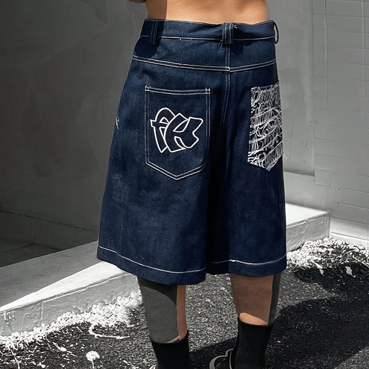 Men's casual denim bermuda shorts, perfect for warm weather outings
