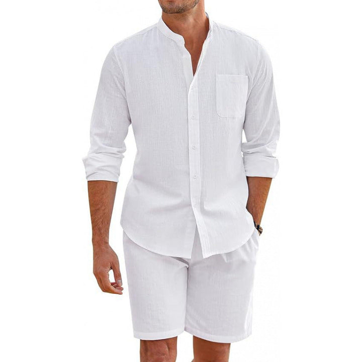 Versatile men's summer two-piece outfit: a stylish short sleeve shirt & shorts combo for casual wear.