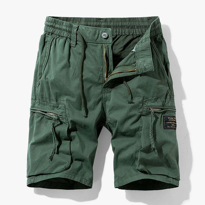 Stylish men's cargo shorts featuring a comfortable drawstring waist, suitable for outdoor adventures.