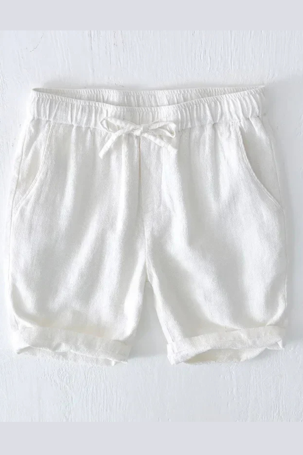 Close-up of the drawstring and side pocket on men's casual shorts