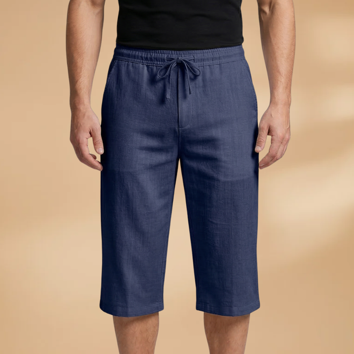 Versatile men's casual drawstring shorts, perfect for warm weather and everyday wear.