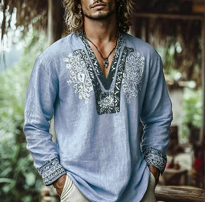 Stylish men's embroidered short sleeve resort shirt for summer. Relaxed fit, ideal for casual vacation outfits.