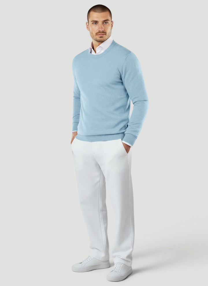 Classic men's crew neck sweater. Versatile casual pullover for comfort and warmth.