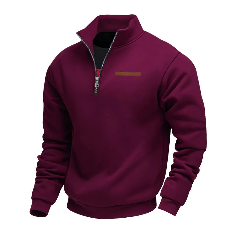 Soft fleece sweatshirt for men, designed for everyday relaxation.