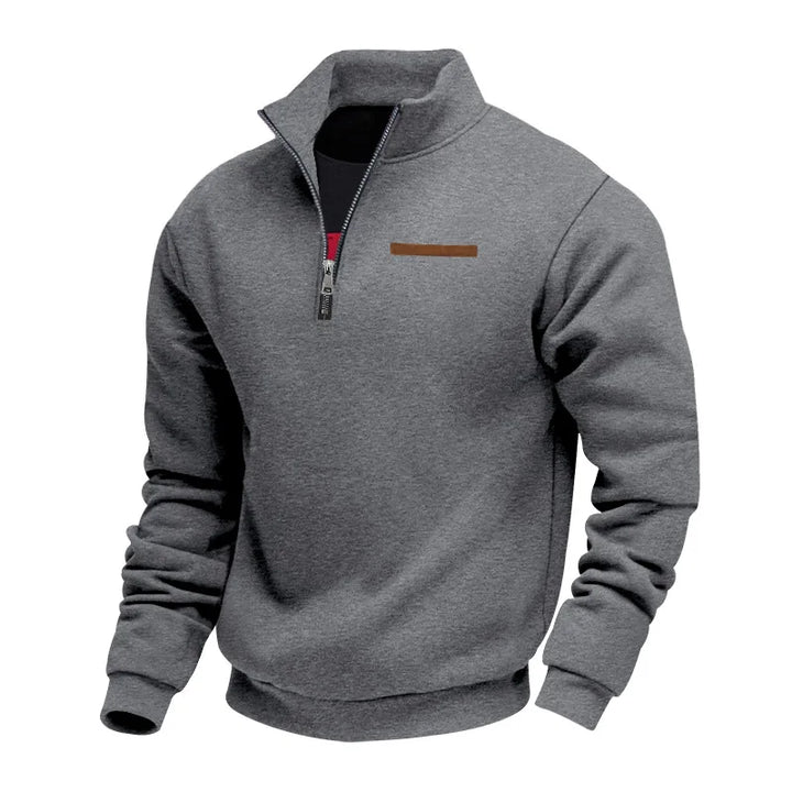 Versatile men's sweatshirt made from warm fleece, perfect for any casual occasion.