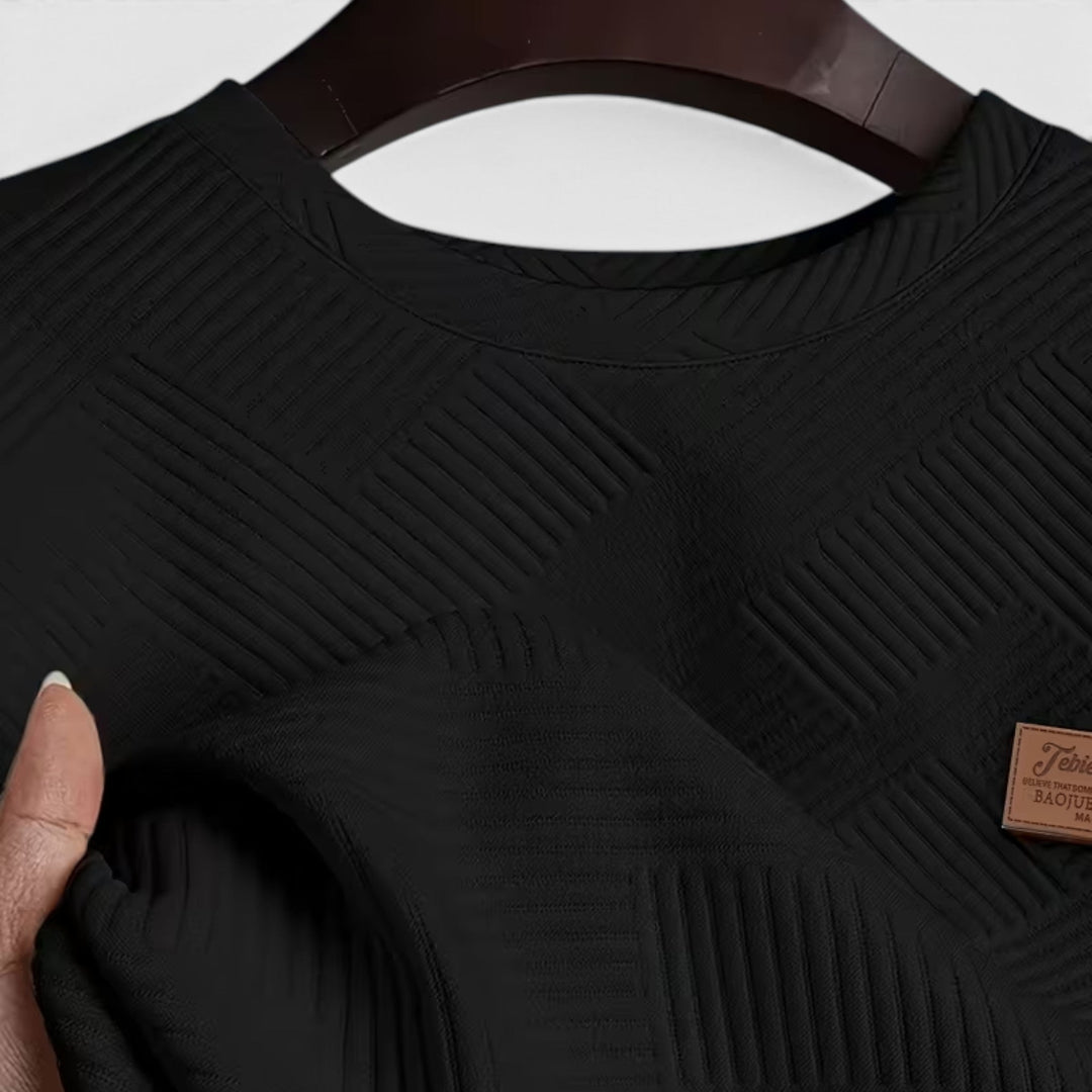 Comfortable men's casual long sleeve jacquard crew neck sweater, ideal for daily outfits.
