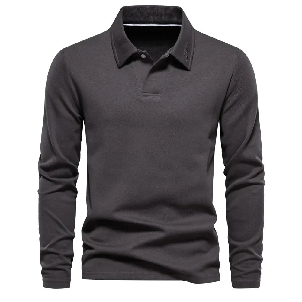 Versatile men's polo sweater, ideal for casual everyday comfort. A stylish long-sleeve knitted top for modern men's fashion.