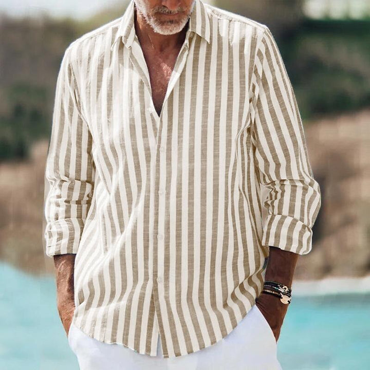 Stylish men's long-sleeve striped shirt for spring/summer. Versatile casual top, perfect for everyday fashion.