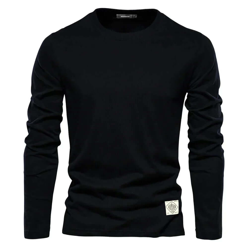 Relaxed fit men's long sleeve shirt, ideal for everyday wear and versatile layering.