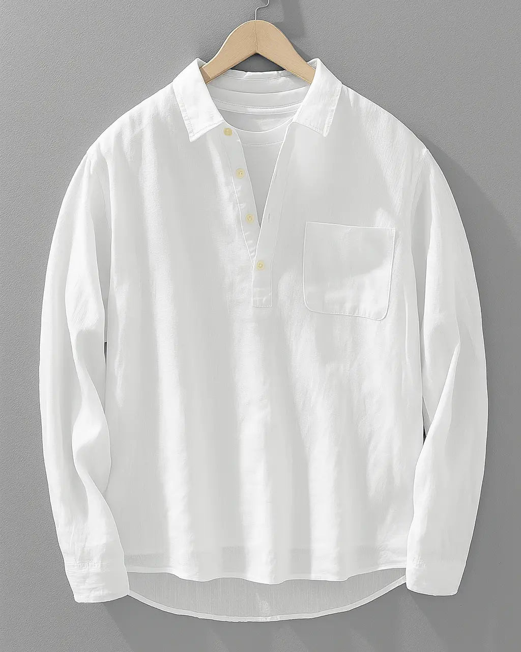 Versatile men's popover top, perfect for resort wear. Long sleeve, comfortable casual shirt in modern style.