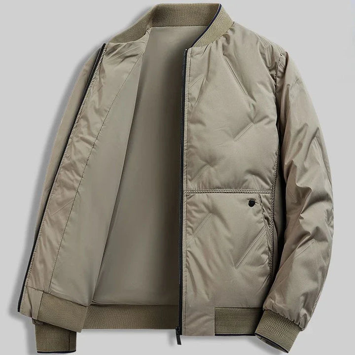 Zip-front men's casual quilted jacket, a fashionable choice for everyday wear.