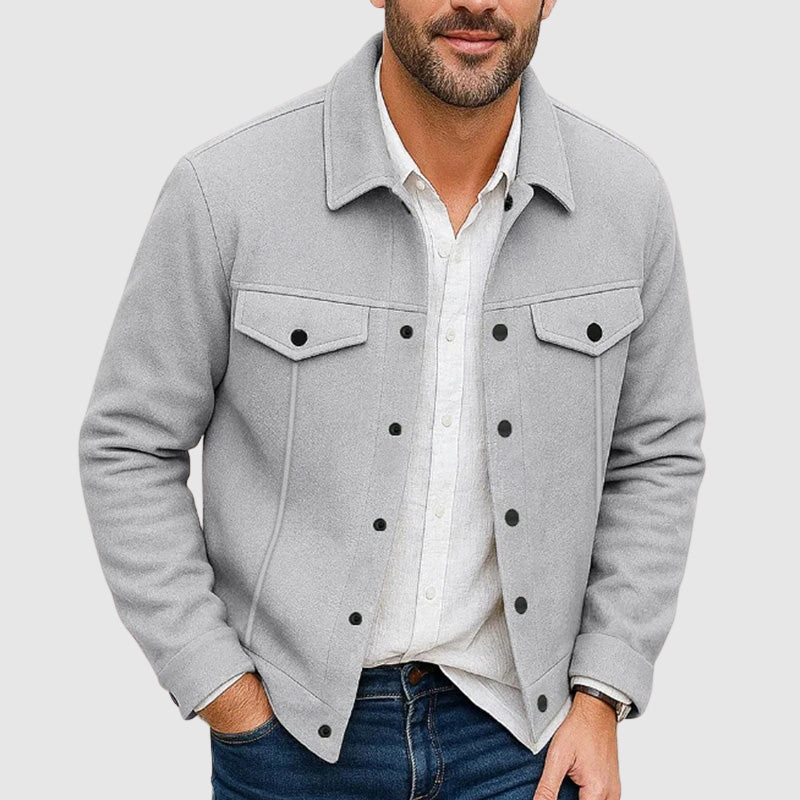 Stylish men's button-up shirt jacket. Features classic collar, dual chest pockets for a casual, regular fit.