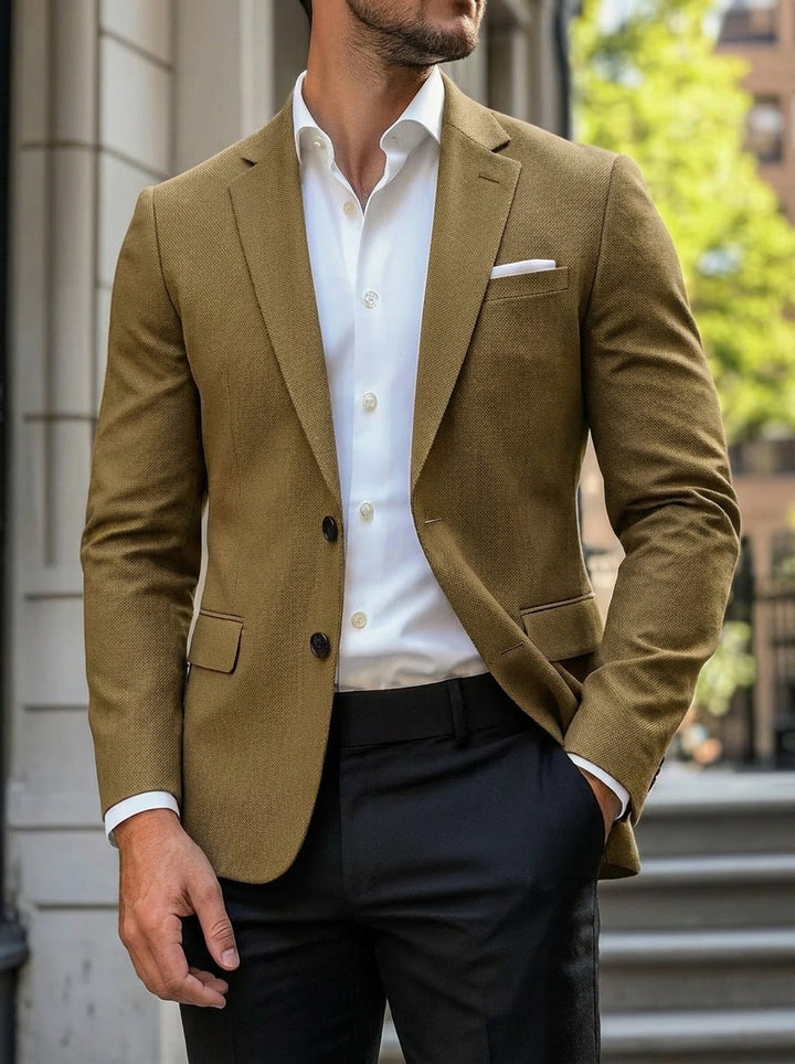 Men's casual single-breasted jacket, standard fit. Perfect for versatile everyday smart-casual style.