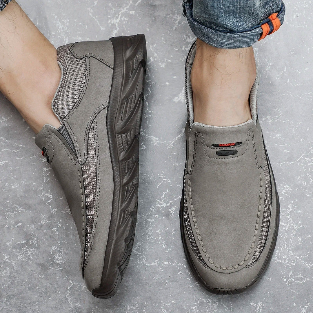Men's versatile slip-on loafers, breathable casual footwear for spring/summer. Lightweight comfort driving & travel shoes.