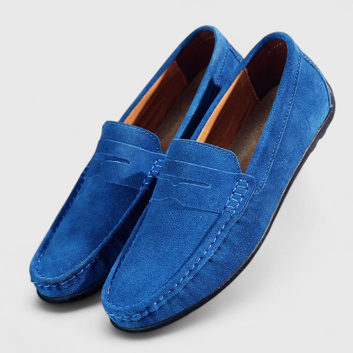 Men's Charlie Premium Everyday Comfort Loafers in classic black for versatile wear.