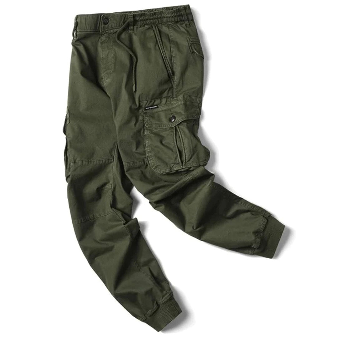 Men's versatile utility pants, perfect for outdoor adventures.