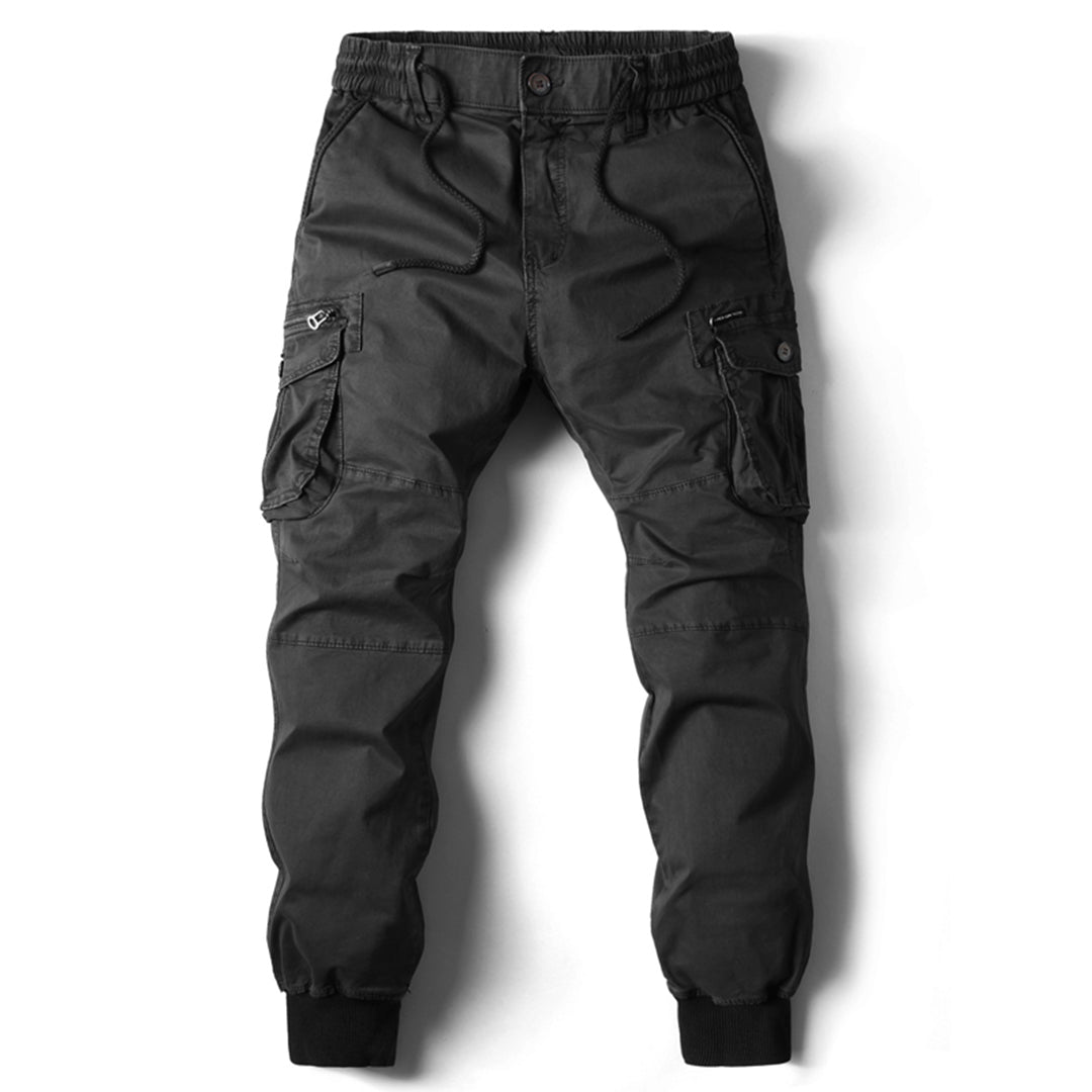 Durable and comfortable men's work pants in Charlie stretch fabric.