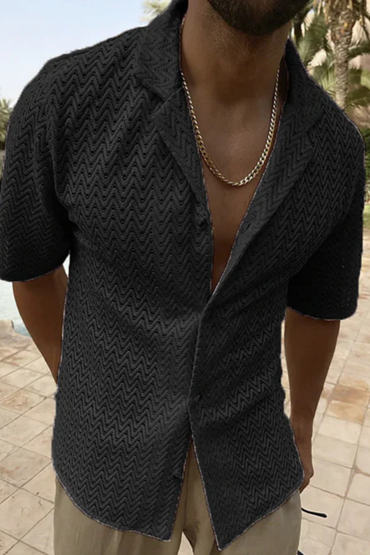 Breathable knit summer shirt for men, perfect for warm weather casual wear