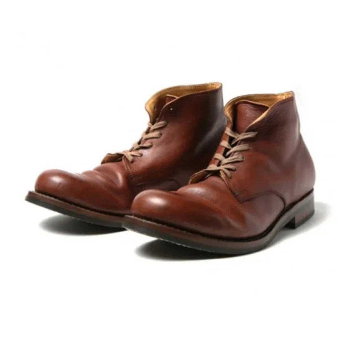 Men's classic everyday boots offering superior comfort & timeless style. Versatile black/brown durable footwear.