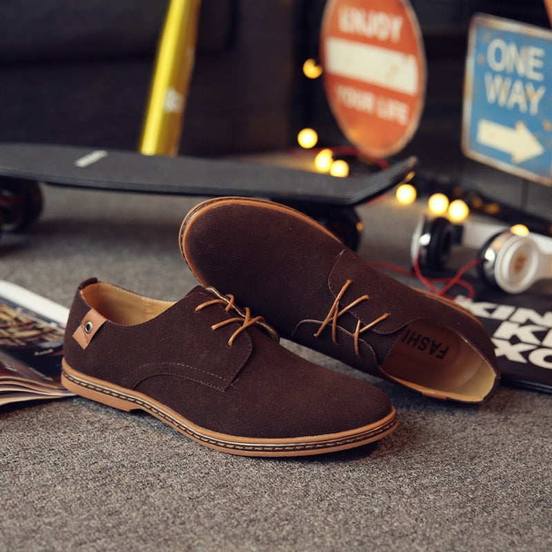 Premium leather Classic Oxford shoes for men, offering durable & elegant formal footwear.