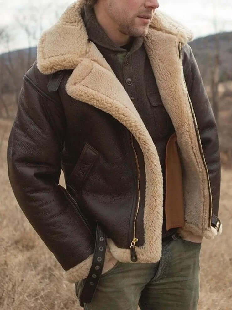 Classic men's brown flying jacket, essential outerwear for a timeless look in fall and winter.