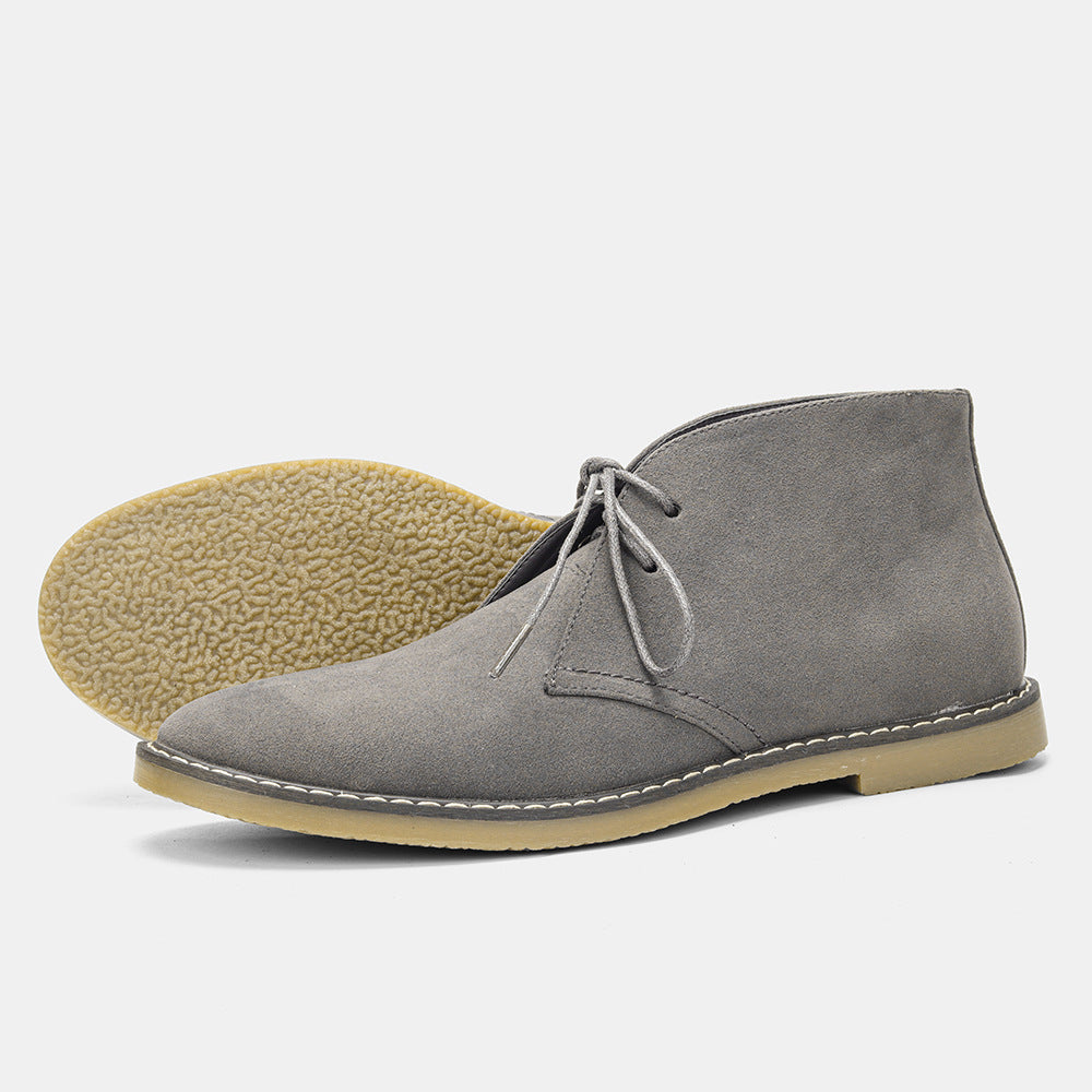 Men's brown leather boots with durable sole, designed for comfort and long-lasting wear.