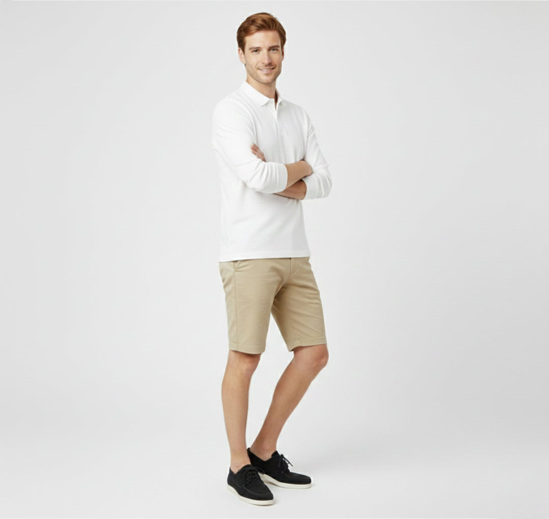 Experience ultimate comfort with these classic men's loafers, designed for timeless style and versatility.