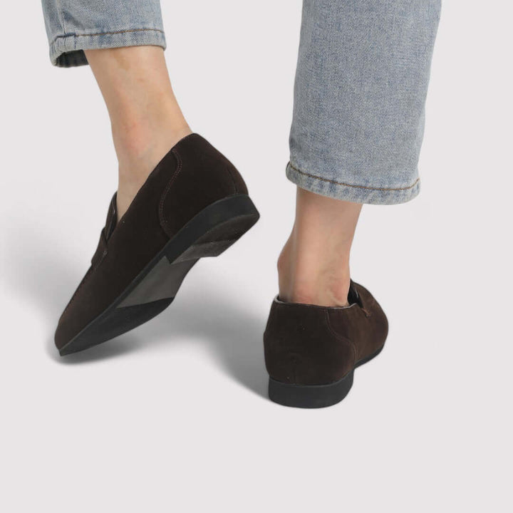 Elegant men's penny loafers, showcasing classic design and premium leather. Ideal for sophisticated smart casual looks.