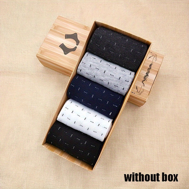 Classic pattern men's checked socks, a stylish footwear accessory in a timeless design.