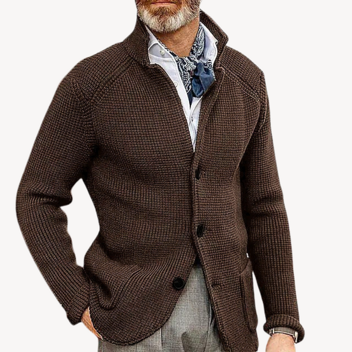 Stylish men's classic cardigan, comfortable for casual wear. A timeless layering piece.