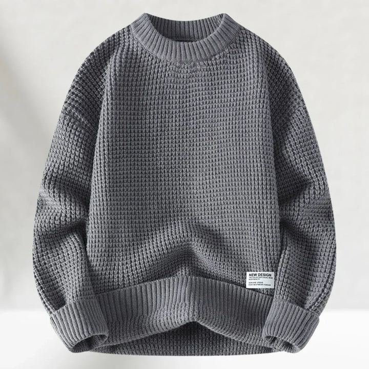 Stylish men's crew neck sweater, a versatile basic sweater for layering and adding warmth.