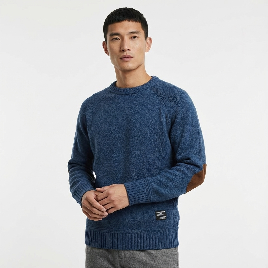 Stylish men's jumper crafted from a warm wool blend, ideal for cool weather
