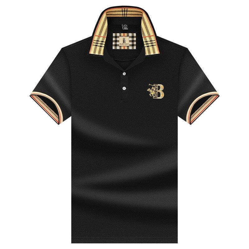Comfortable men's classic fit polo shirt, soft fabric, ideal for everyday smart casual looks.