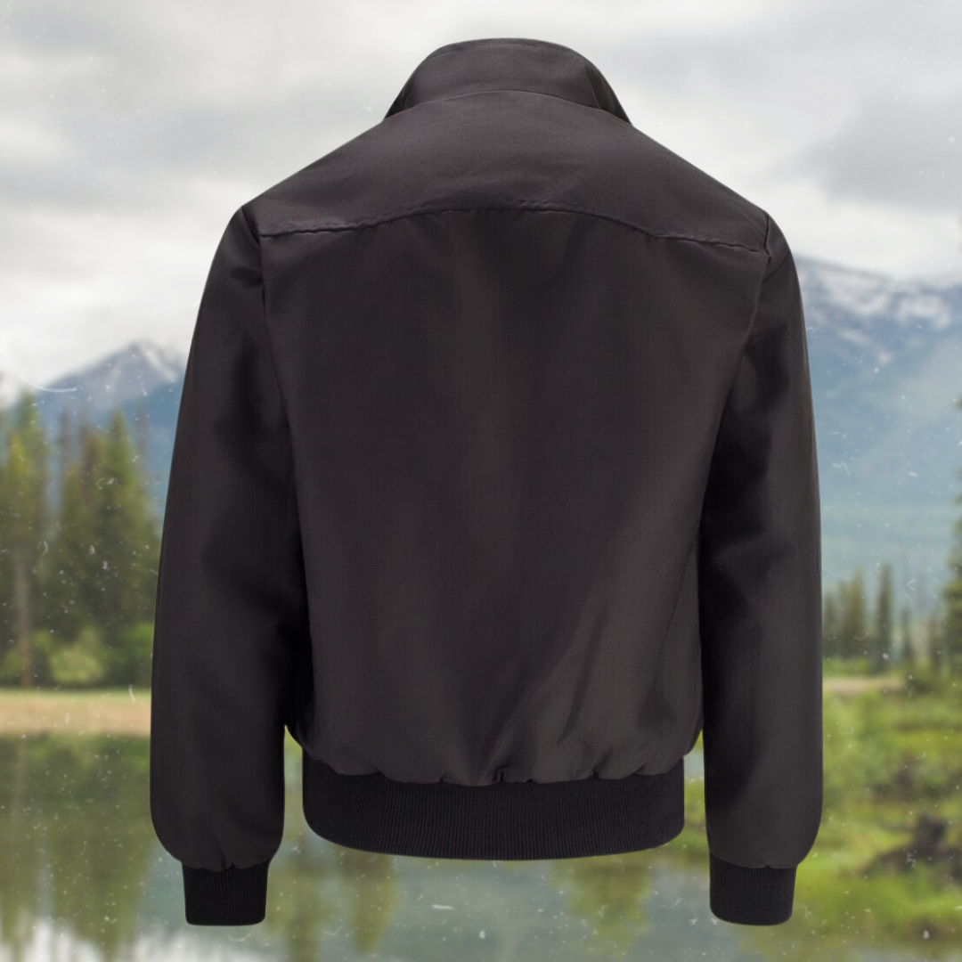 Versatile men's Harrington jacket for everyday wear, featuring a timeless bomber style.