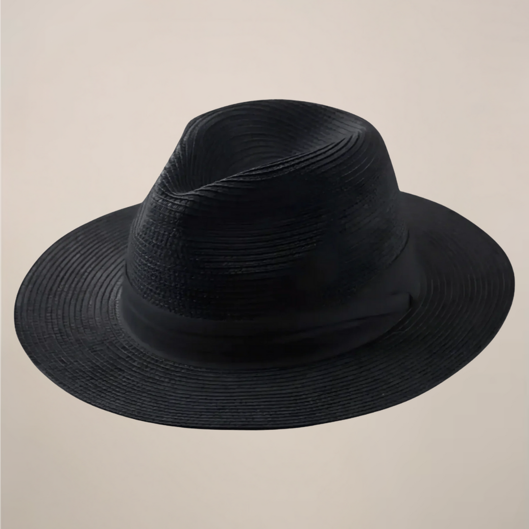 Timeless wide brim mens hat, ideal for a sophisticated summer look.