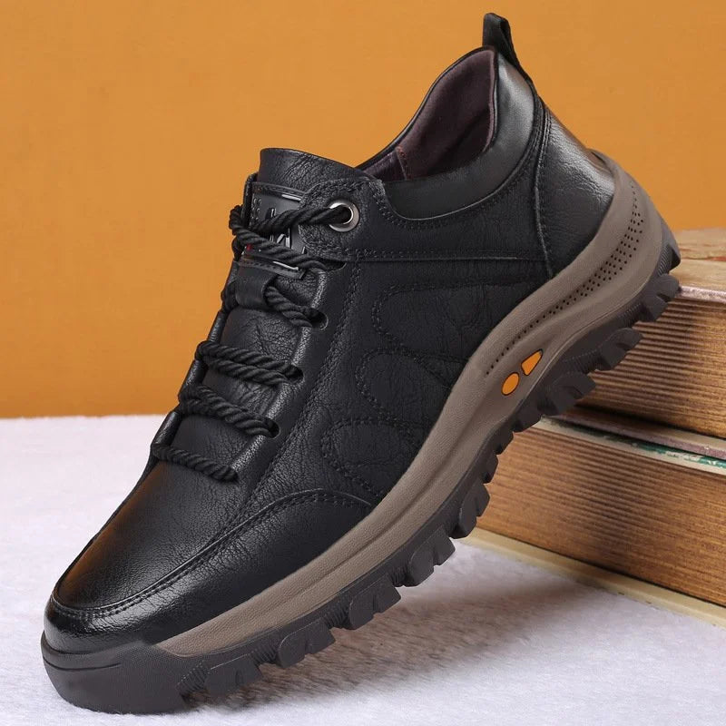 Casual men's orthopaedic shoes, blending rugged style with premium comfort & support.