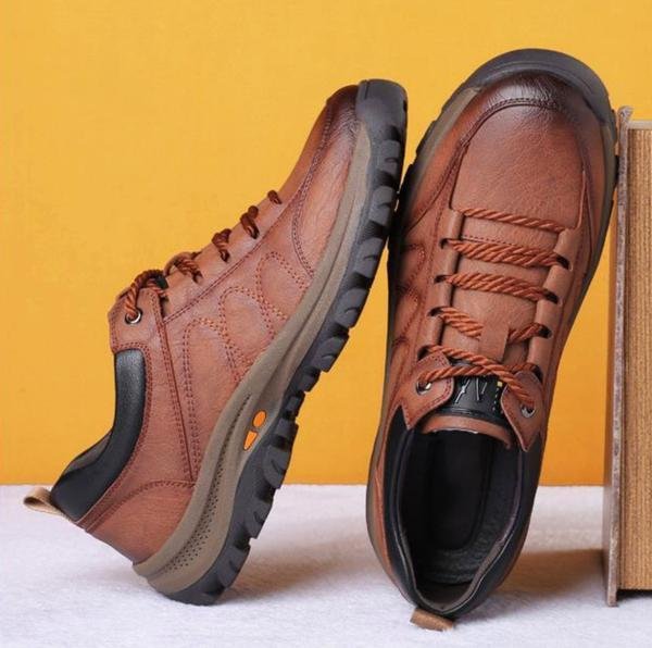 Stylish men's orthopaedic shoes, providing superior foot support and lasting comfort.
