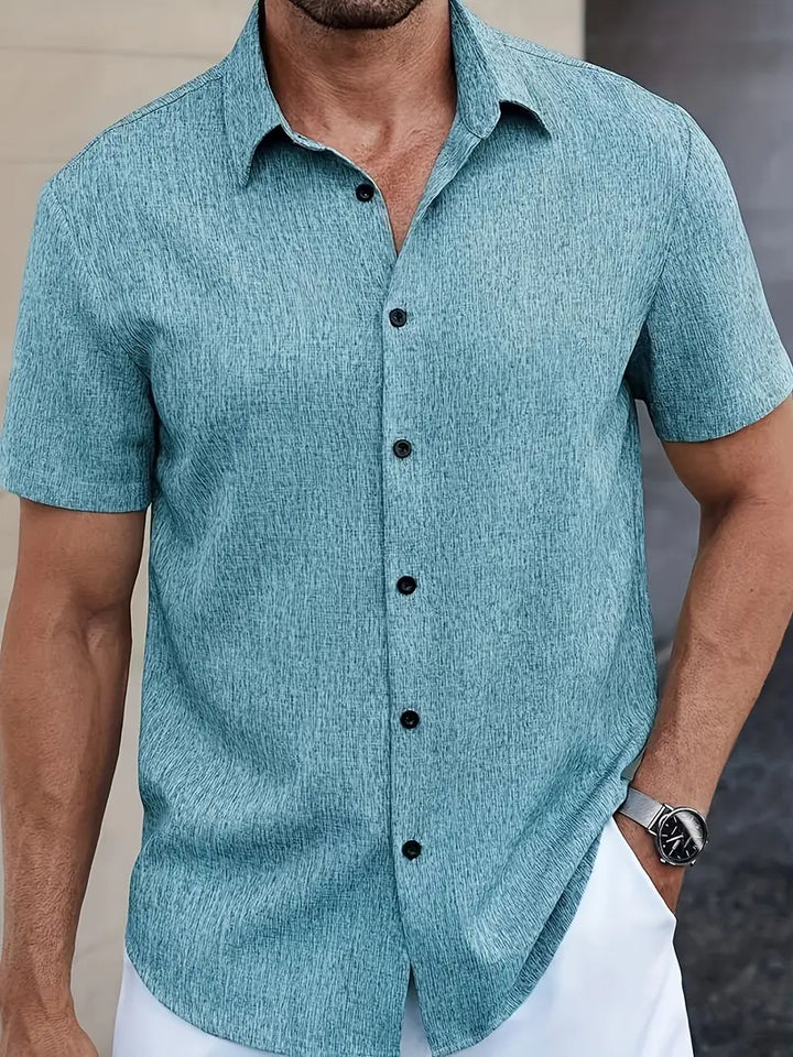 Comfortable men's relaxed fit short sleeve shirt, ideal for everyday casual wear and warm summer days.
