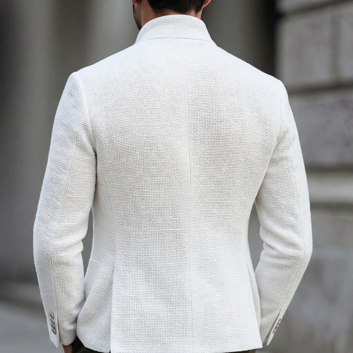 Elegant white men's blazer for formal events, business casual meetings, or everyday stylish wear. Modern fit.