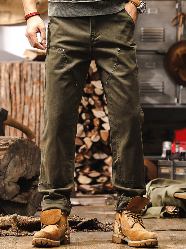 Men's classic straight leg cargo pants, durable & comfortable for everyday utility with multi-pockets.