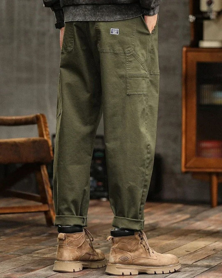 Army green men's straight leg cargo pants with multiple utility pockets, perfect for tactical or casual wear.